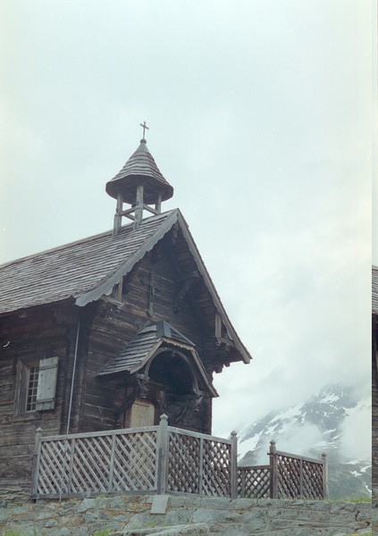 The small church at Faldumalp