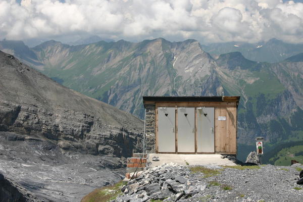 Freündenhütte is now a 3-loo hut!