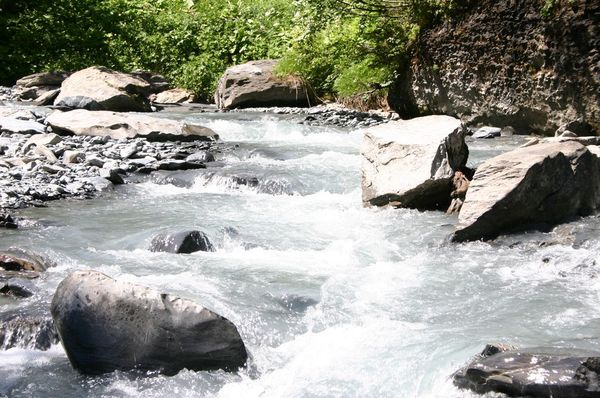 The stream rushes through the gorge at Gurnigel