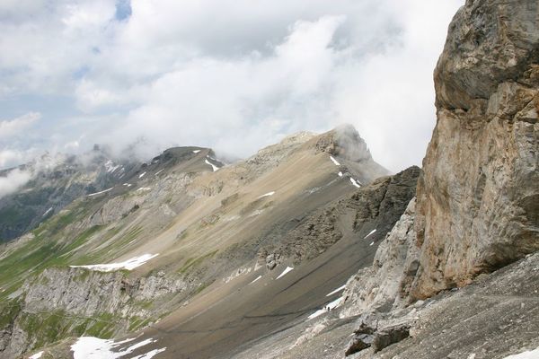 The way down to Kandersteg from Hohtürli pass