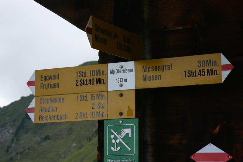 Signpost at Alp Ober Niesen
