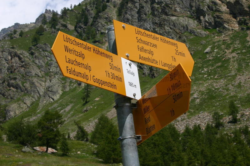 Signpost at Tellialp