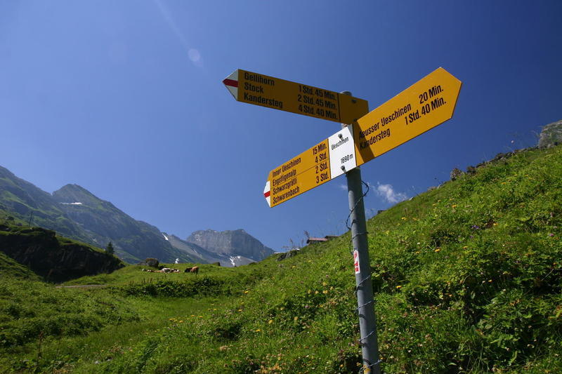 Signpost at Ueschinen