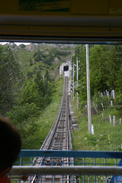 The Neisen railway follows an exceedingly steep route!
